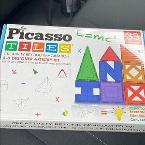 Picasso Tiles Creative Beyond Imagination 33 pieces
